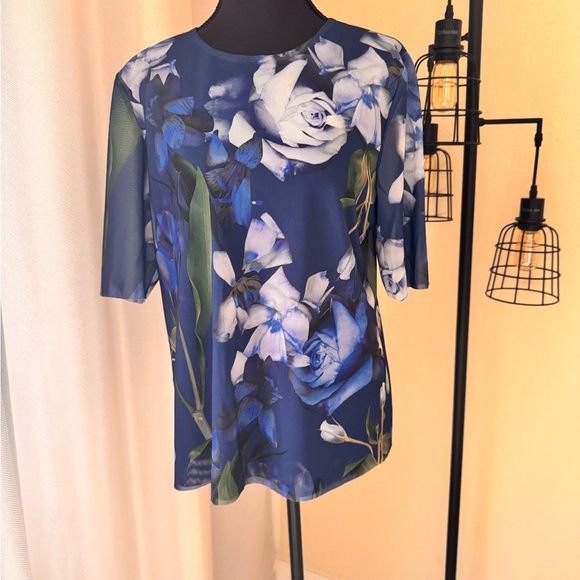 Ted Baker Classic Floral Navy Short Sleeve Size Large Lined Mock Neck Mesh Top - Picture 4 of 8